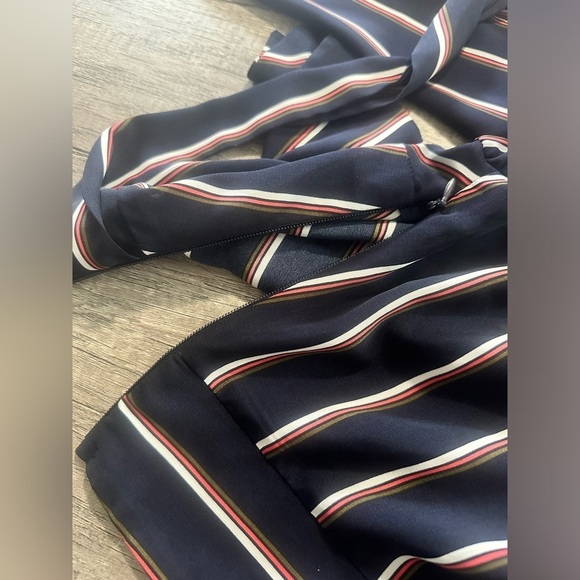 Guess Striped Tie-Back Blouse - Picture 9 of 10